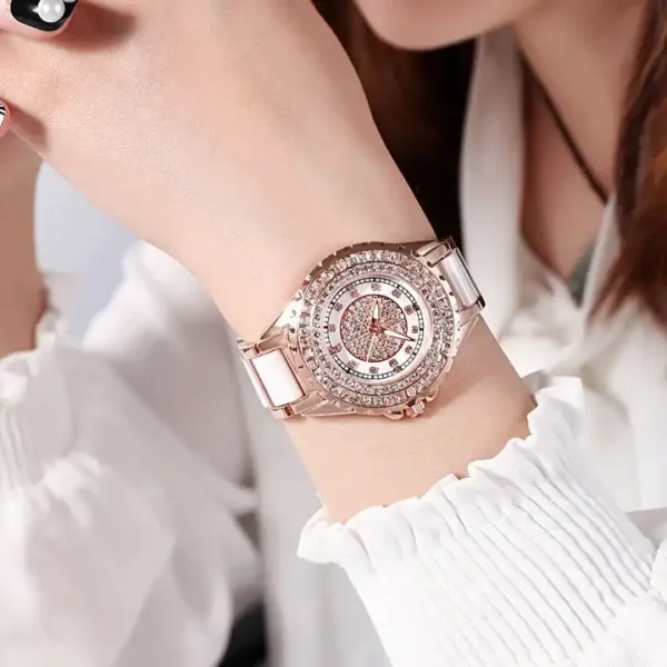 women watch